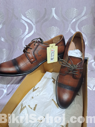 Apex Venturini Leather Formal Shoes - Brand New (size 39)